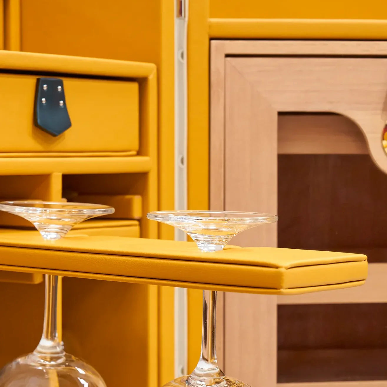 Dust, Heat and Humidity: A Riyadh Humidor Cabinet Guide