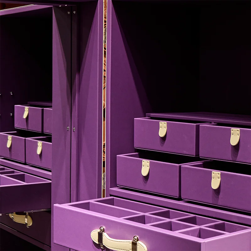 A Jewellery Cabinet for a Riyadh Walk-in Closet: From Storage to Private Gallery