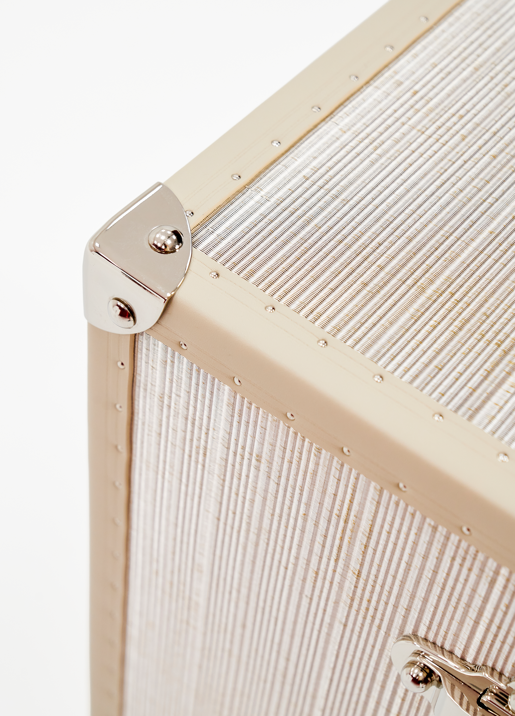 Aurum Loom Watch Case - Frosted Silver