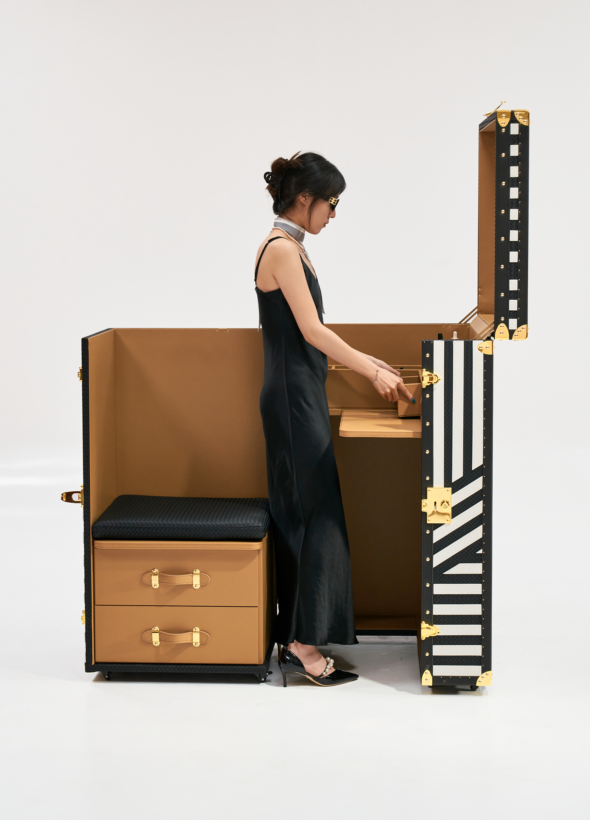 Heritage Luxe Vanity Cabinet - Monochrome Majesty