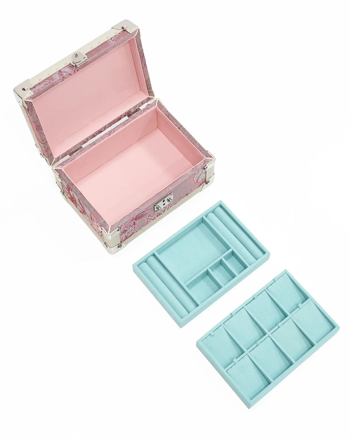 Open view of the blossom pink copper wire jewelry box, Aurum Wire, SIRAE Dubai