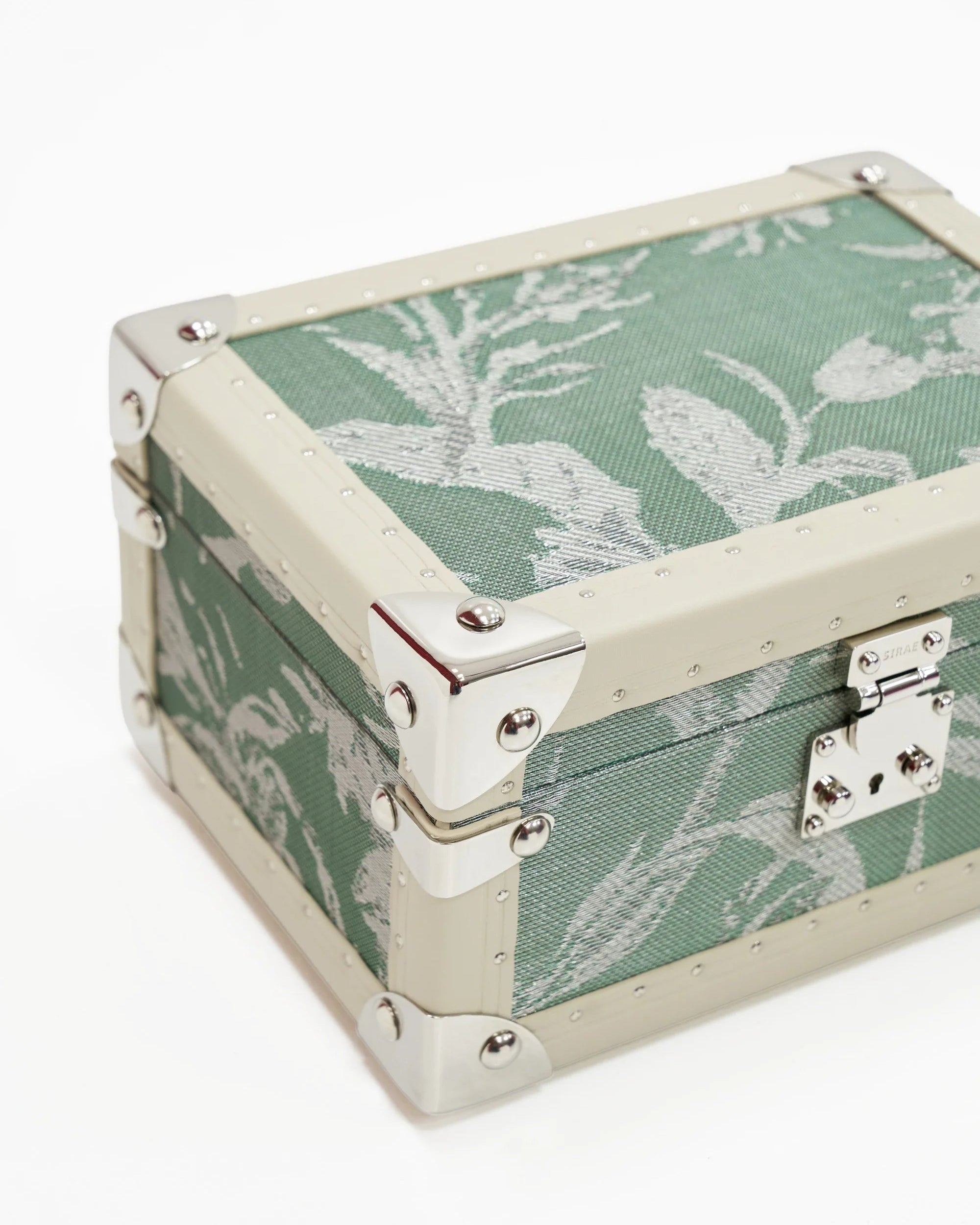 Side view of the wildflower garden copper wire jewelry box, Aurum Wire, SIRAE Casa Dubai