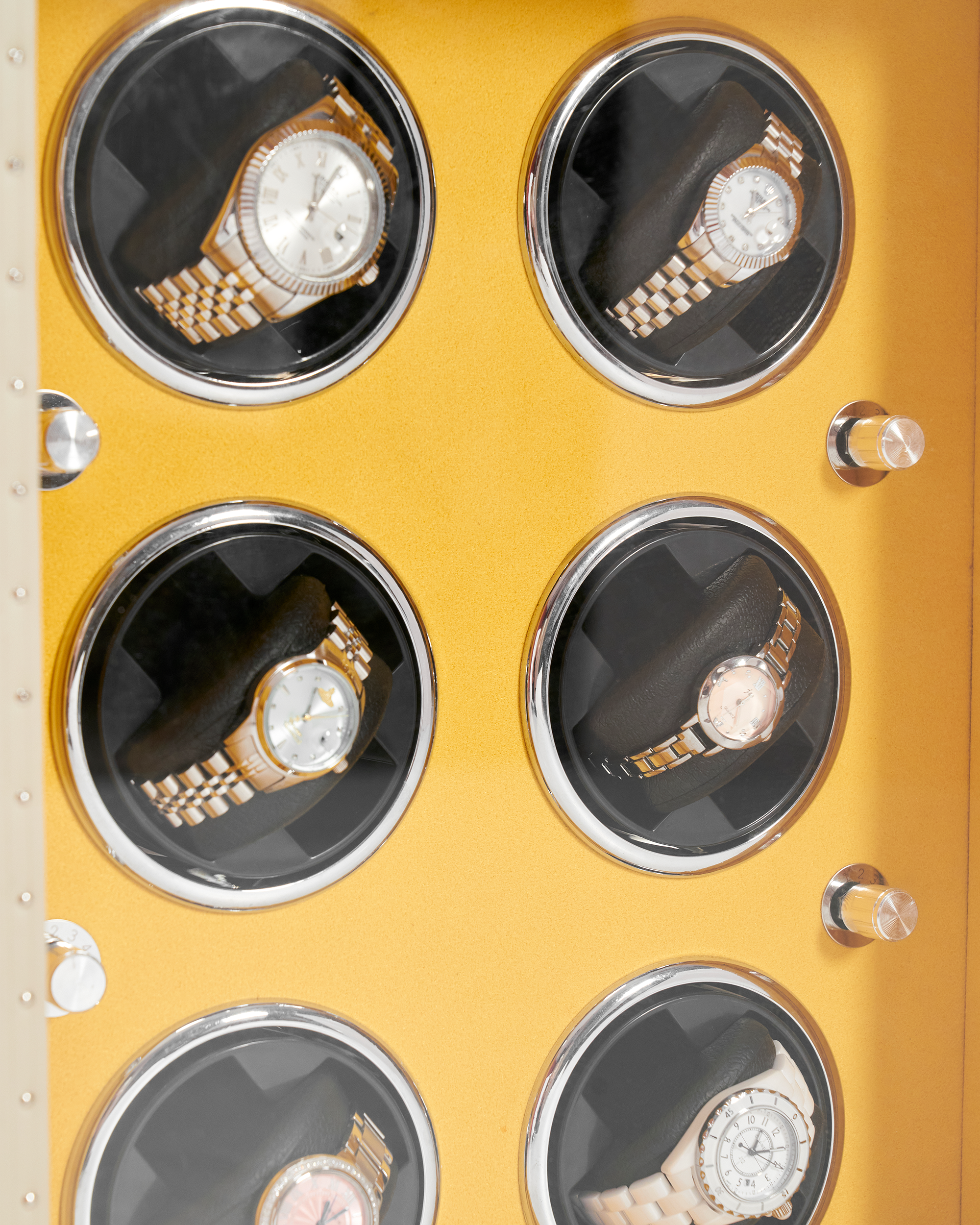 Open view of the frosted silver copper wire watch winder cabinet, Aurum Wire, SIRAE Casa Dubai