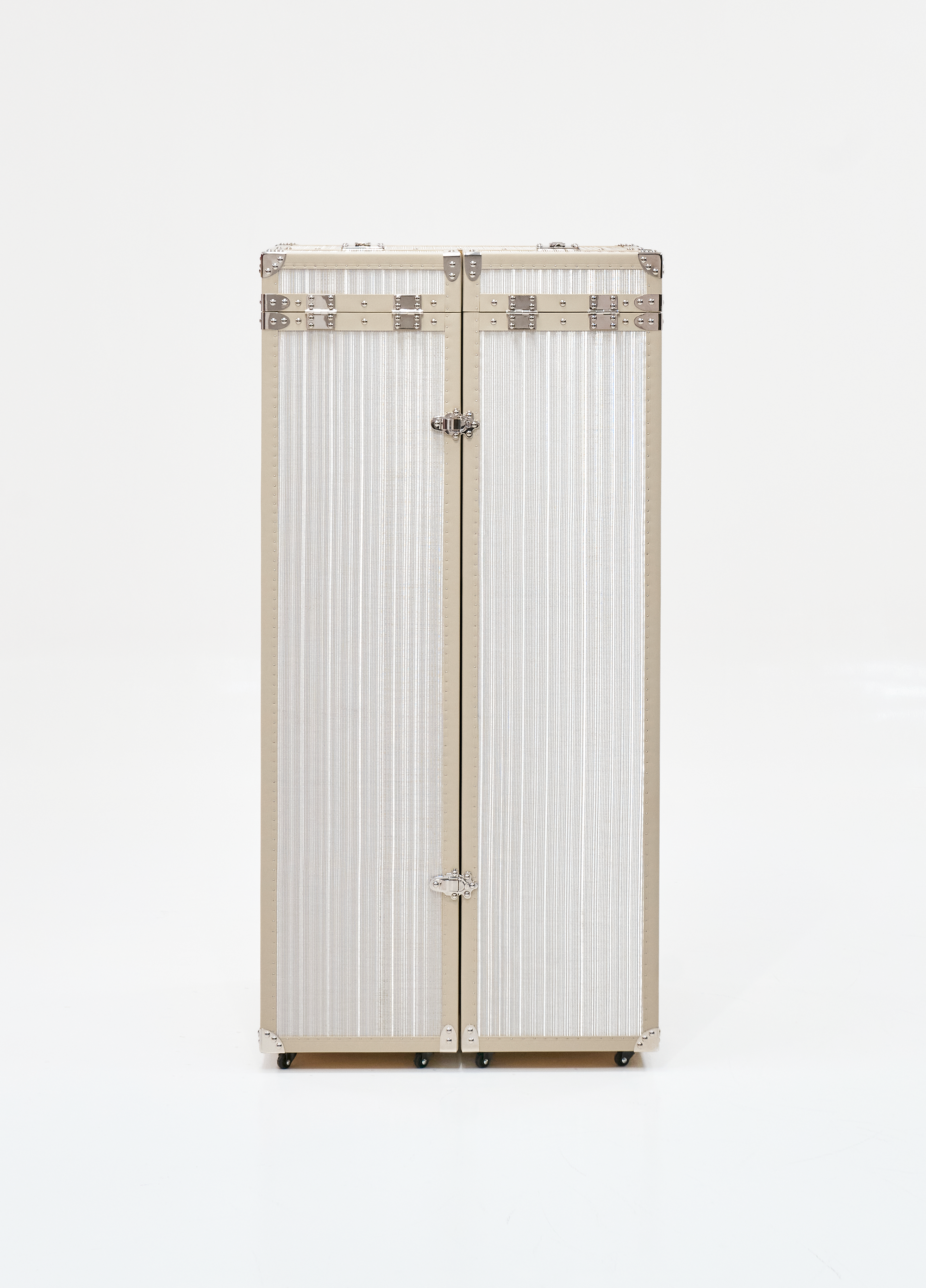 Aurum Loom Bar Trunk - Frosted Silver