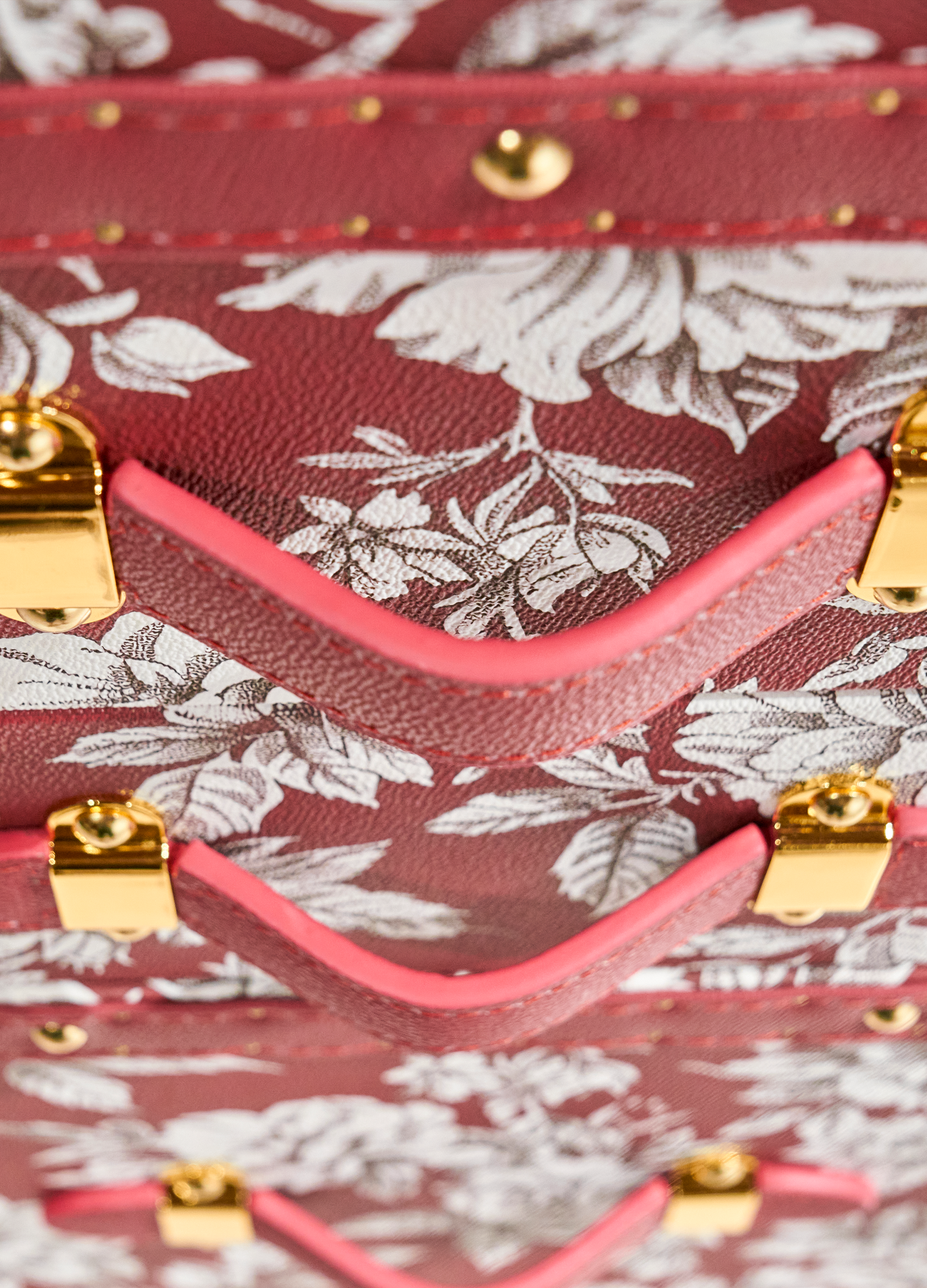 Heritage Luxe Jewelry Trunk - Red Floral Print