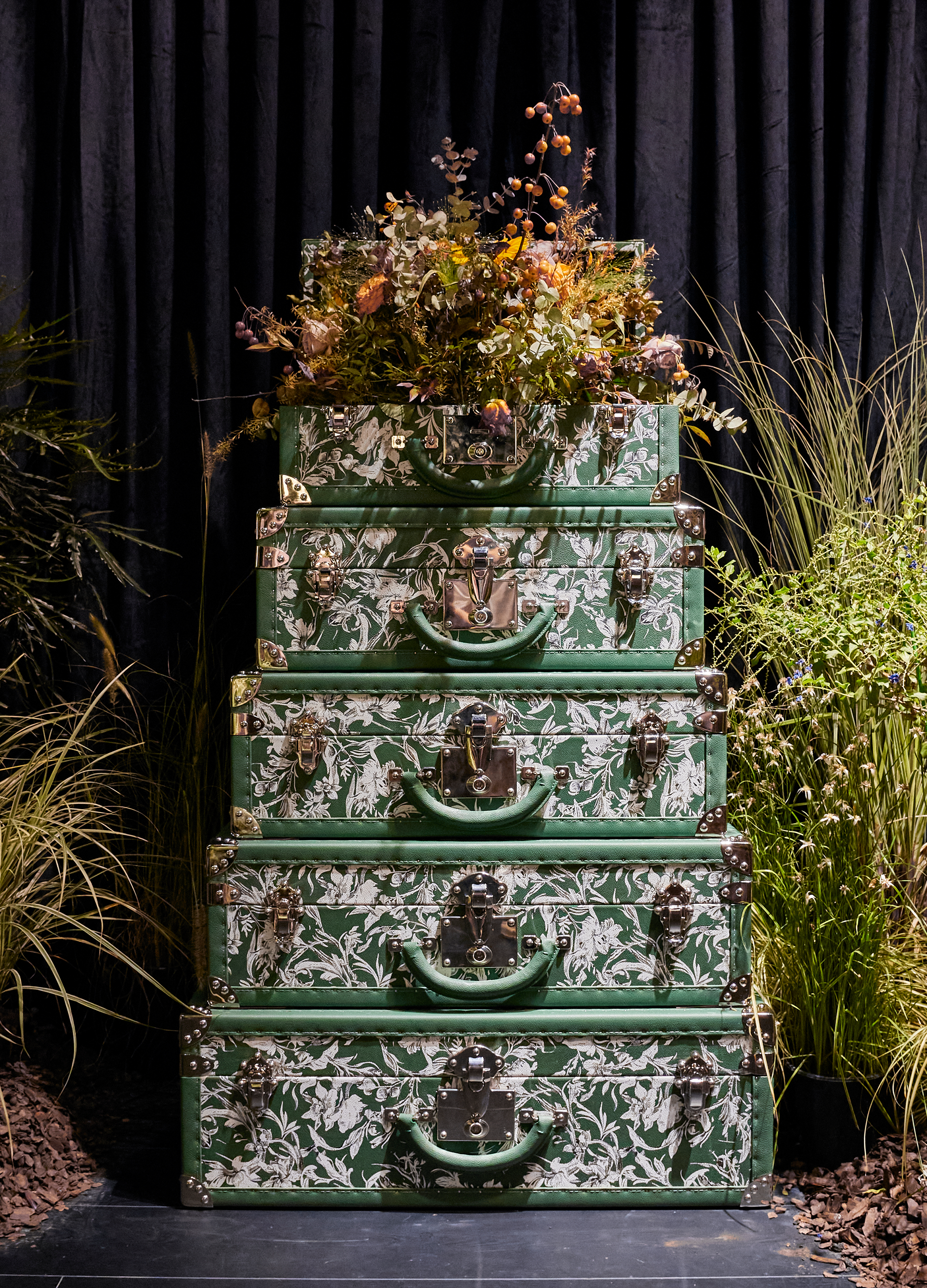 Heritage Luxe Tower Case - Emerald