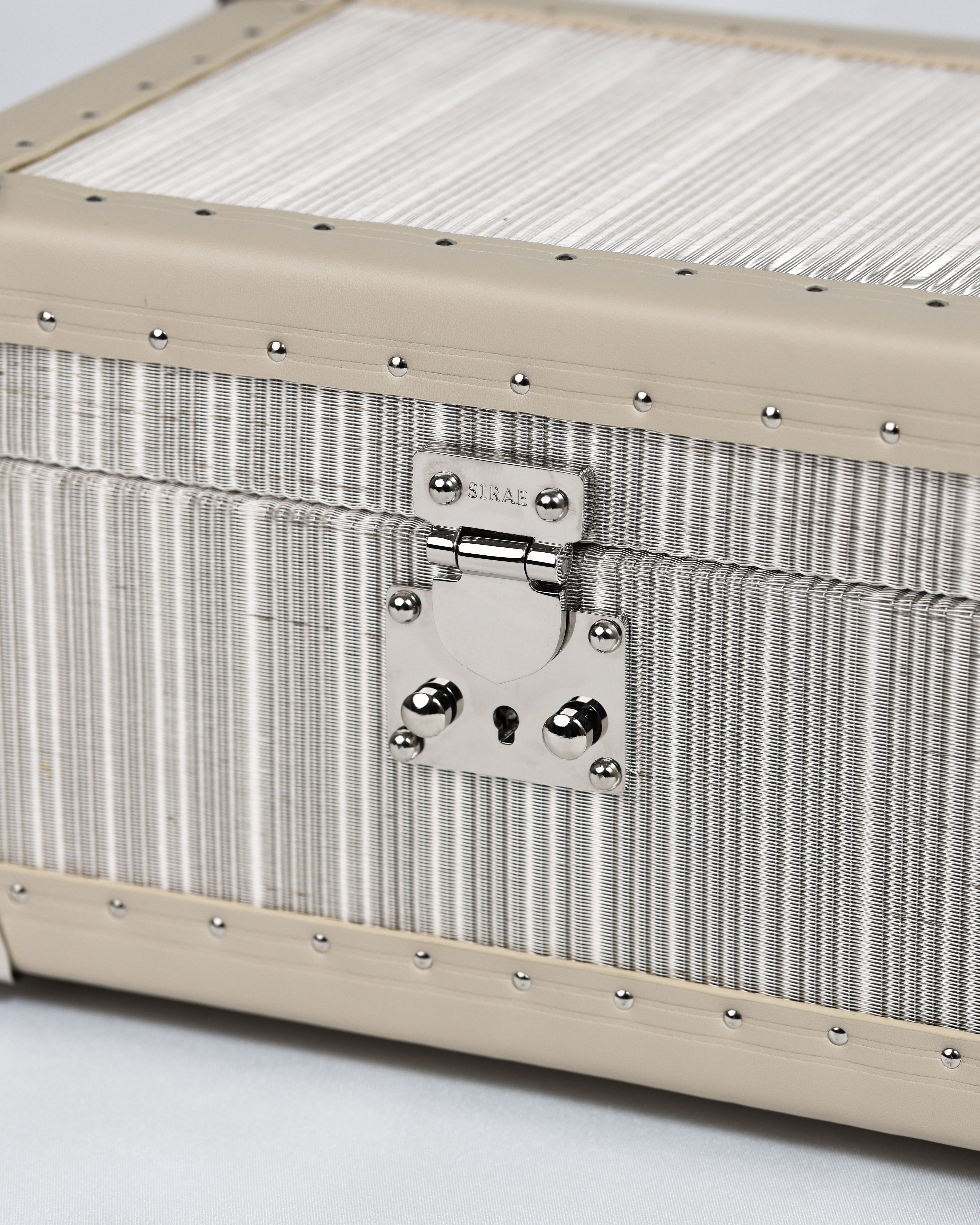 Aurum Collection · The Keepsake Jewelry Box - Silver