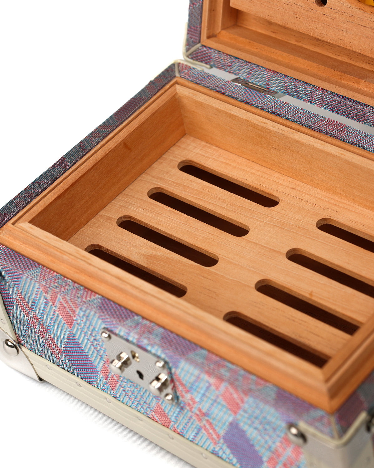 Polished hardware and lock on the Diamond Purple humidor