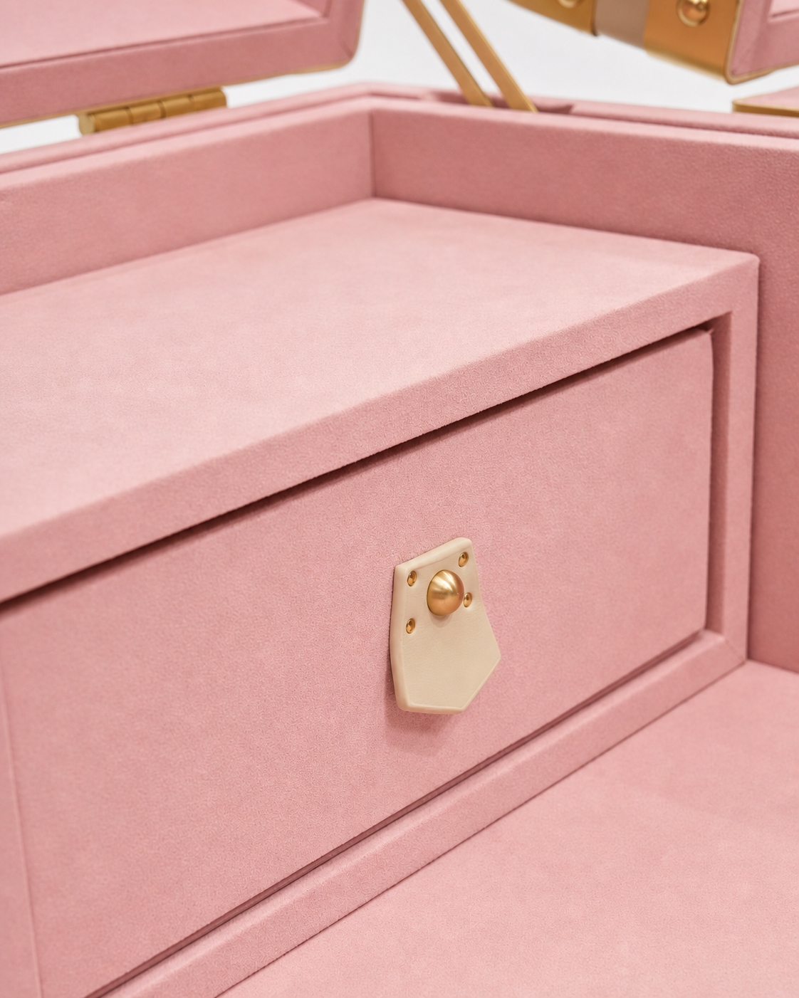 Aurum Wire · The Couture Vanity Trunk - Blush Rose