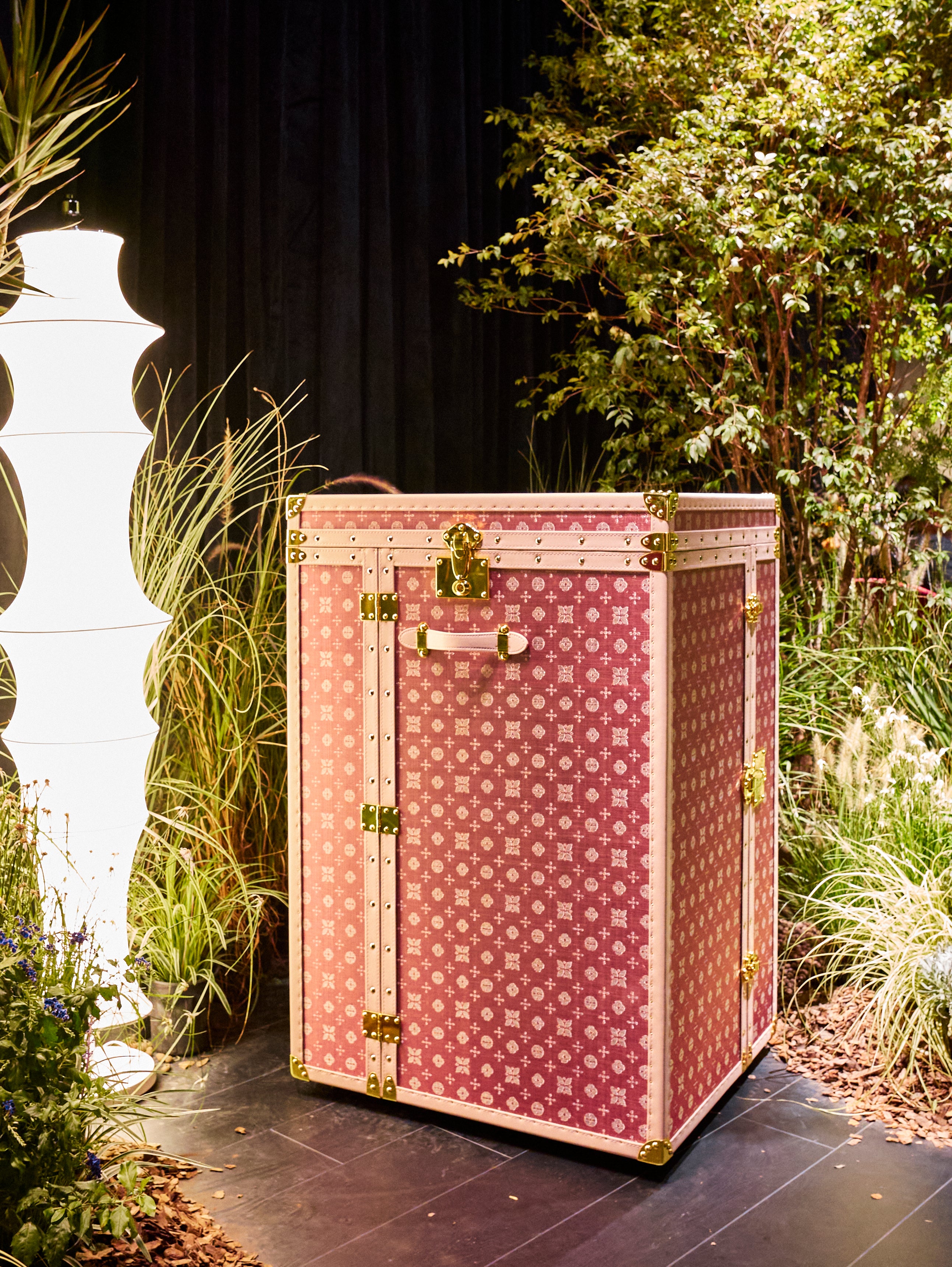 Cuir Luxe Vanity Cabinet - Blossom Pink
