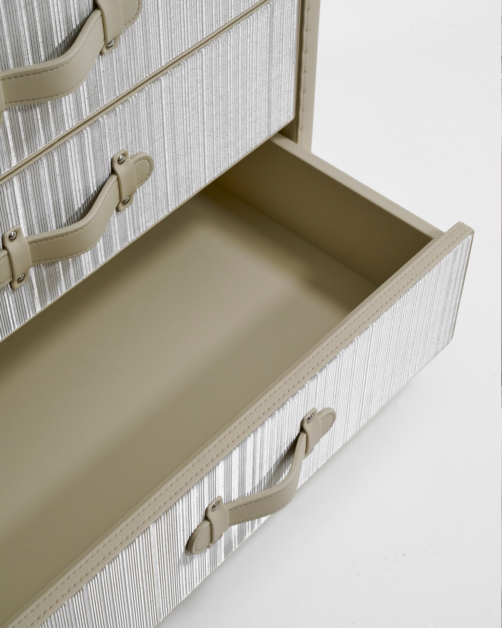 Frosted silver copper wire jewelry chest of drawers, SIRAE Casa Dubai