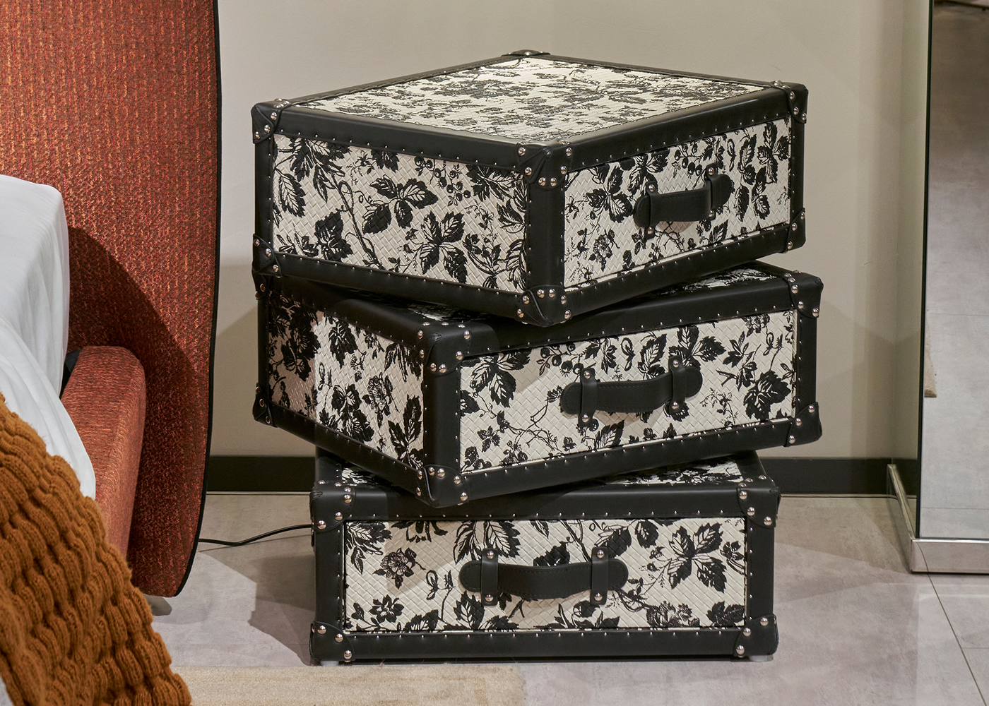 Dimensions view of the monochrome leather chest of drawers rotating cabinet, SIRAE Casa Dubai
