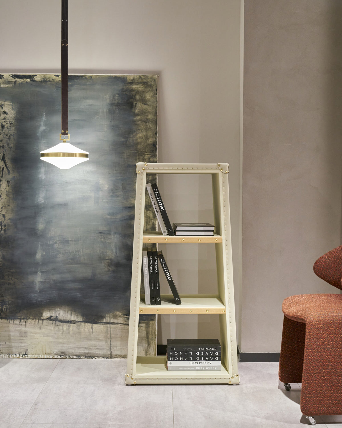 Side profile of the tapered open display cabinet, SIRAE Dubai