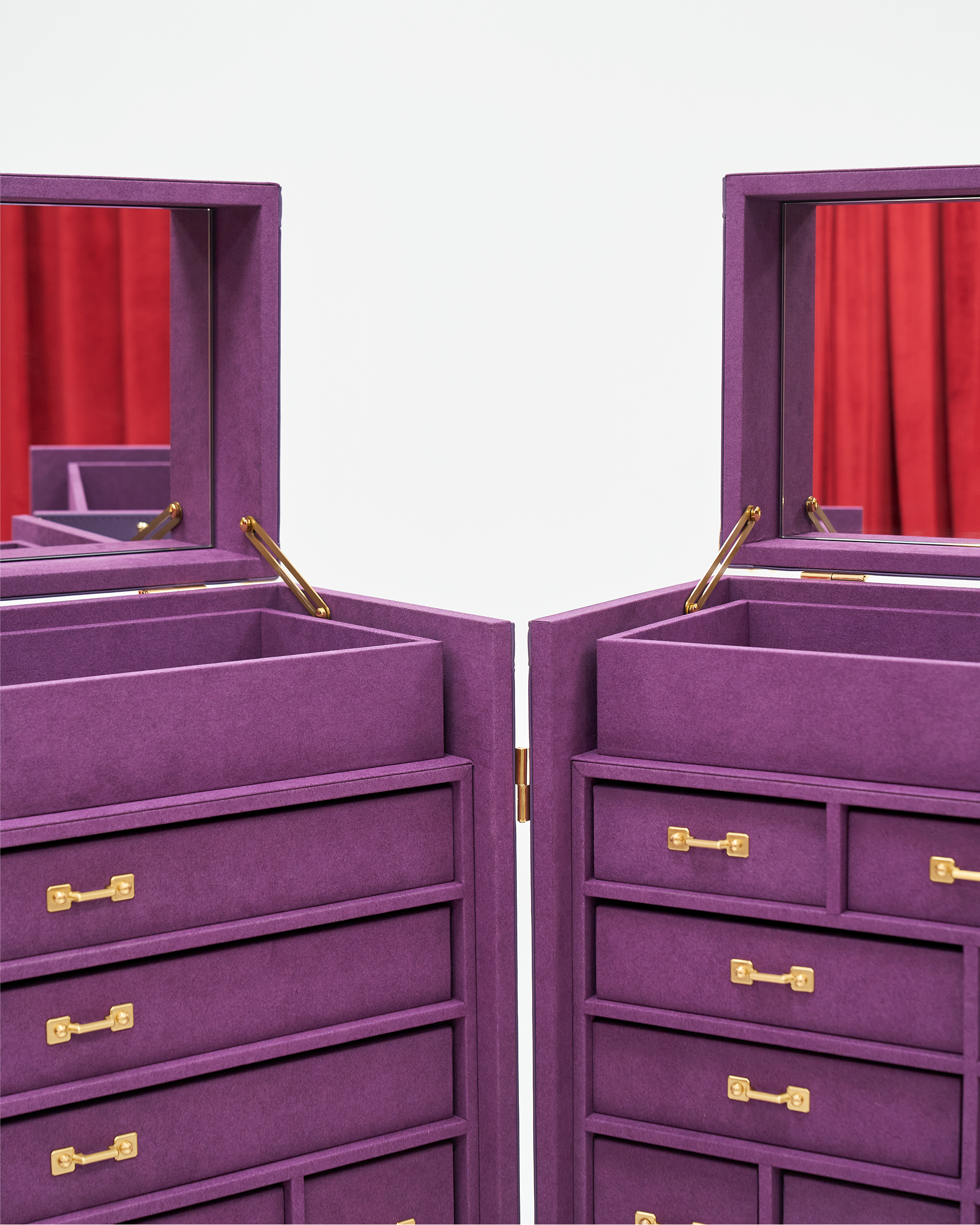 Anemone purple copper wire jewelry cabinet with double doors, SIRAE Casa Dubai