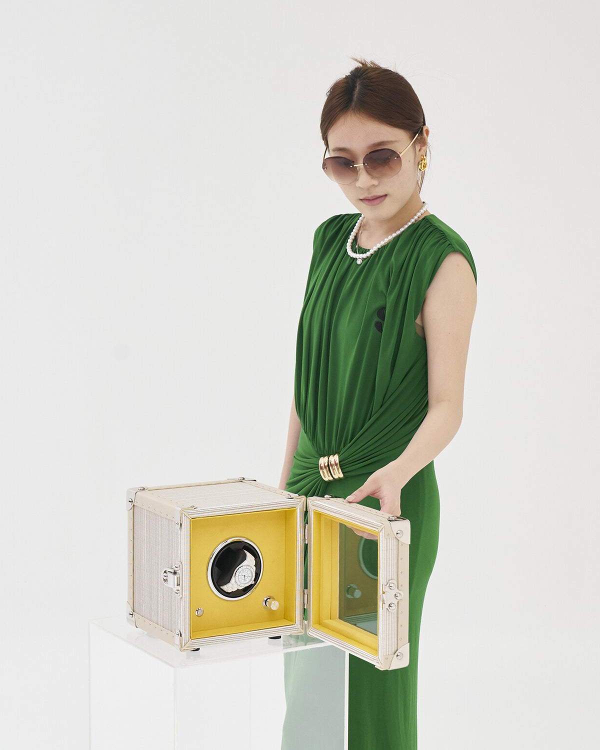 Sandgold watch winder box styled in an interior