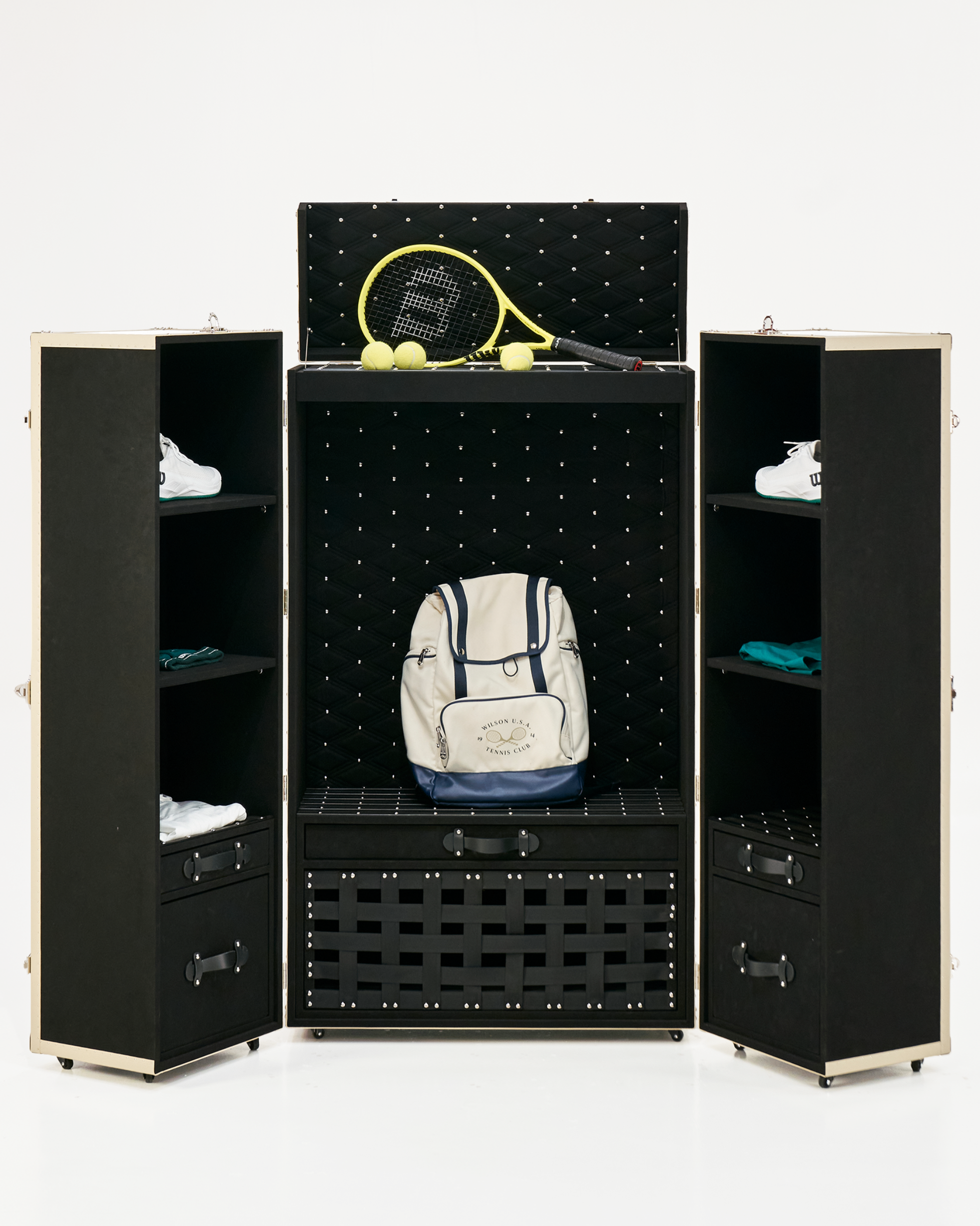 Frosted silver copper wire wardrobe trunk, SIRAE Casa Dubai